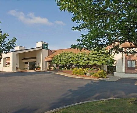 Holiday Lodge Hotel Oak Hill Buitenkant foto